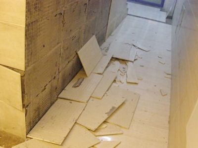 新裝修的房子為什么會(huì)出現(xiàn)瓷磚脫落？