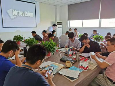 開(kāi)課啦!美縫師職業(yè)技能培訓(xùn)